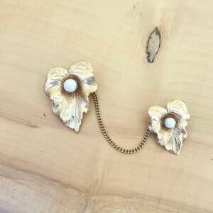 Vtg Sarah Coventry 2 Chit-Chat Leaf Faux Pearl Brooch Pin Chain 60s Mid-Century
